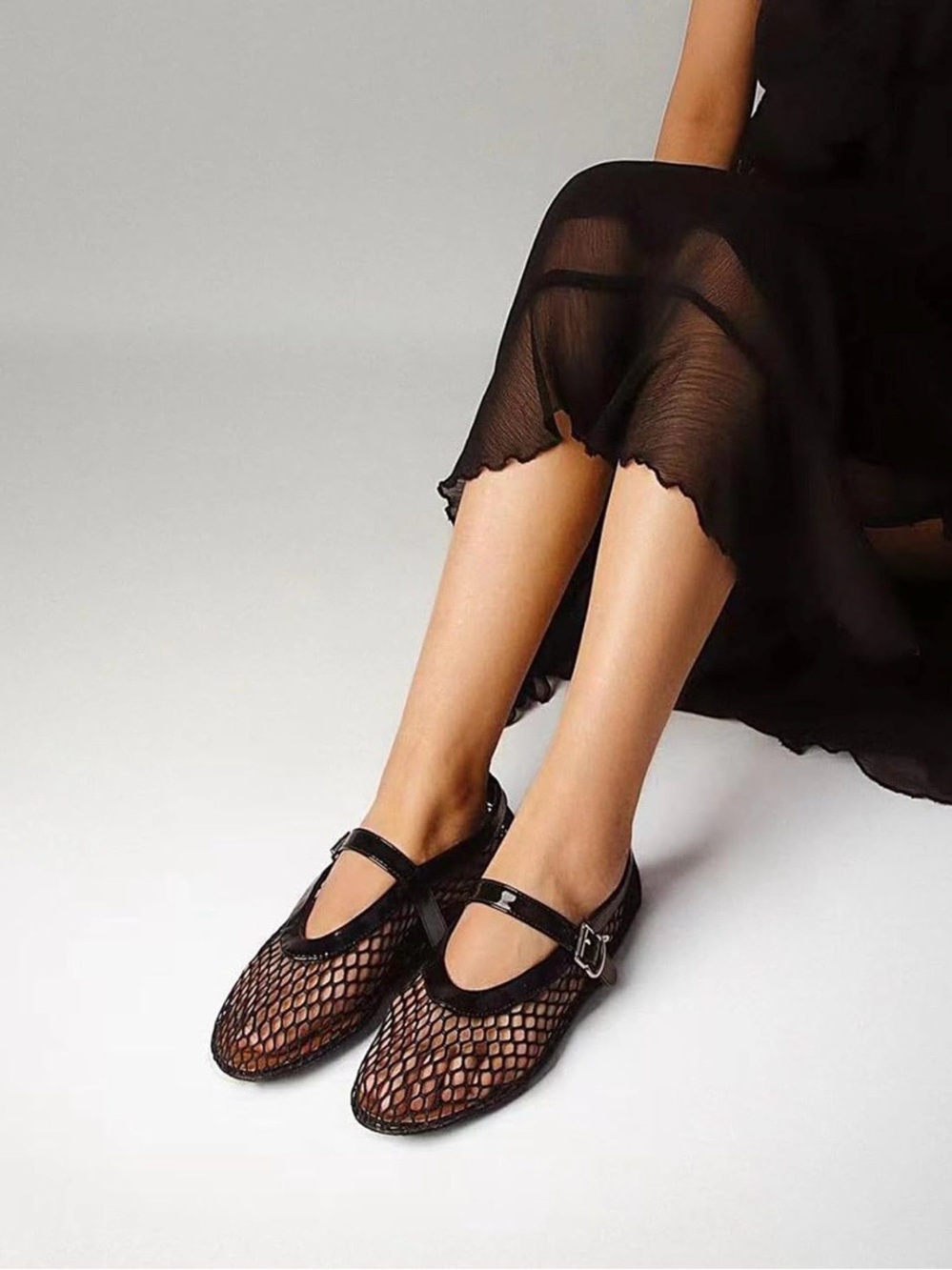 Womens 8 Black Mesh Fishnet Mary Jane Ballet Flats Buckle Patent Trim NWOT